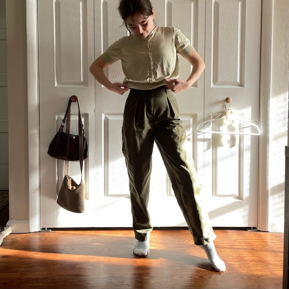 aritzia green trousers